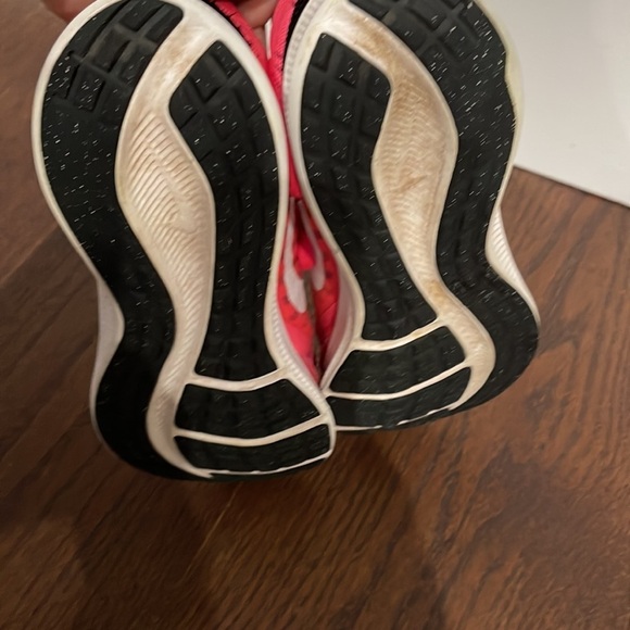 Nike Girls Downswifter Running Sneakers Size 4 - Picture 6 of 6